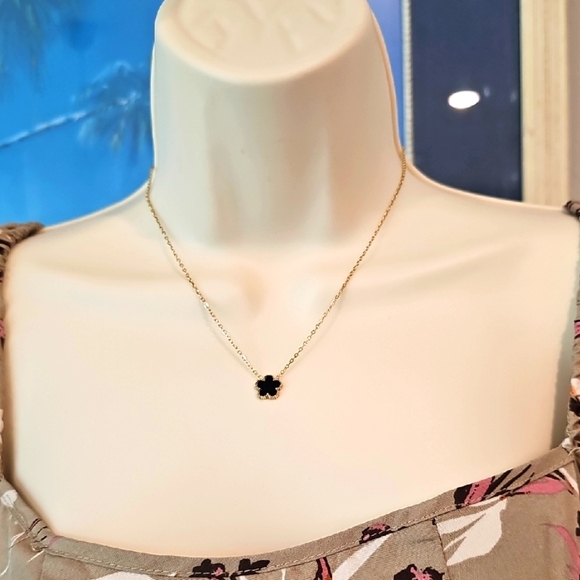 Gold and Black Clover Pendant Necklace - Picture 1 of 4